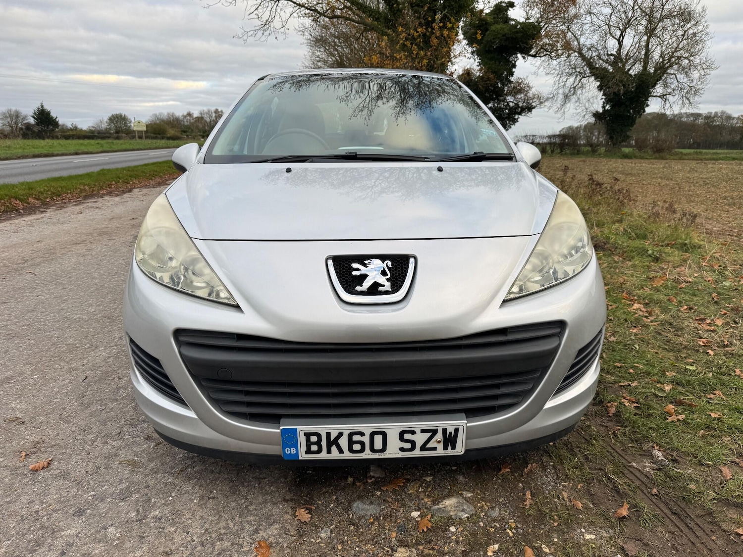 Used Peugeot 207 2010 for sale - 76597215: Photo 4