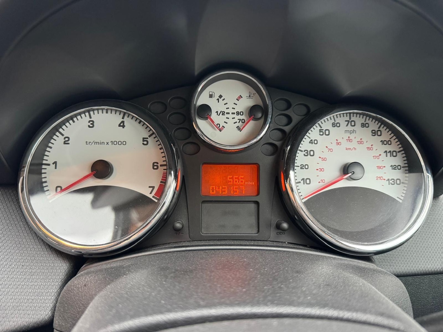 Used Peugeot 207 2010 for sale - 76597215: Photo 47