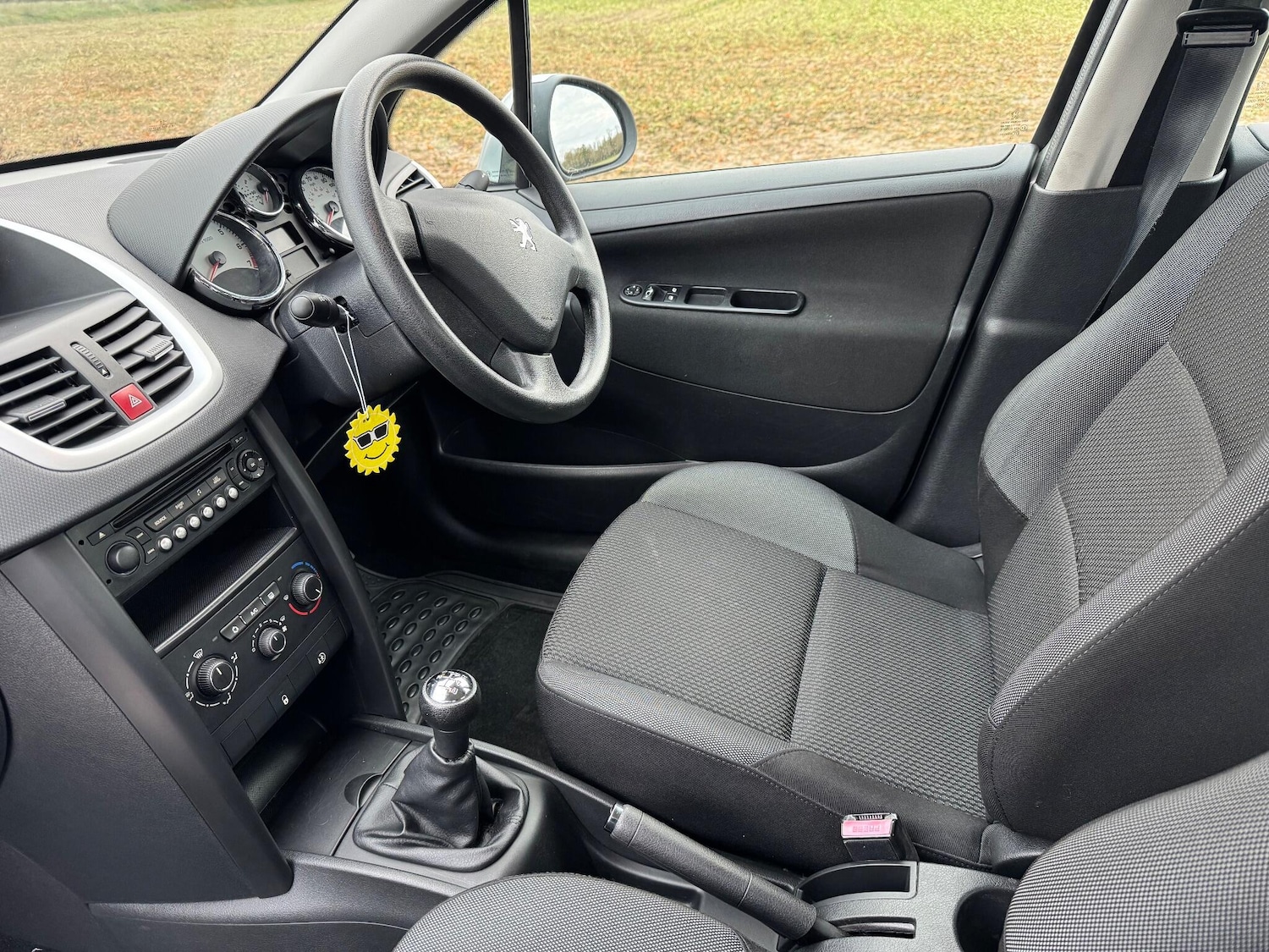 Used Peugeot 207 2010 for sale - 76597215: Photo 49