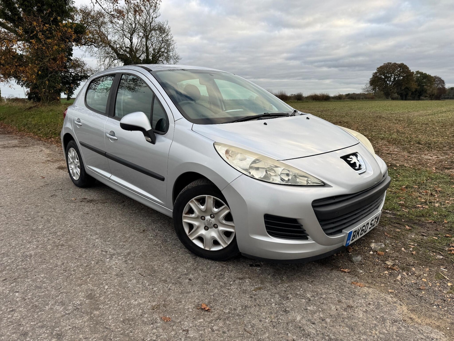 Used Peugeot 207 2010 for sale - 76597215: Photo 9