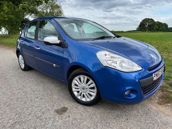 Used Renault Clio 2010 for sale - 75431807: Photo