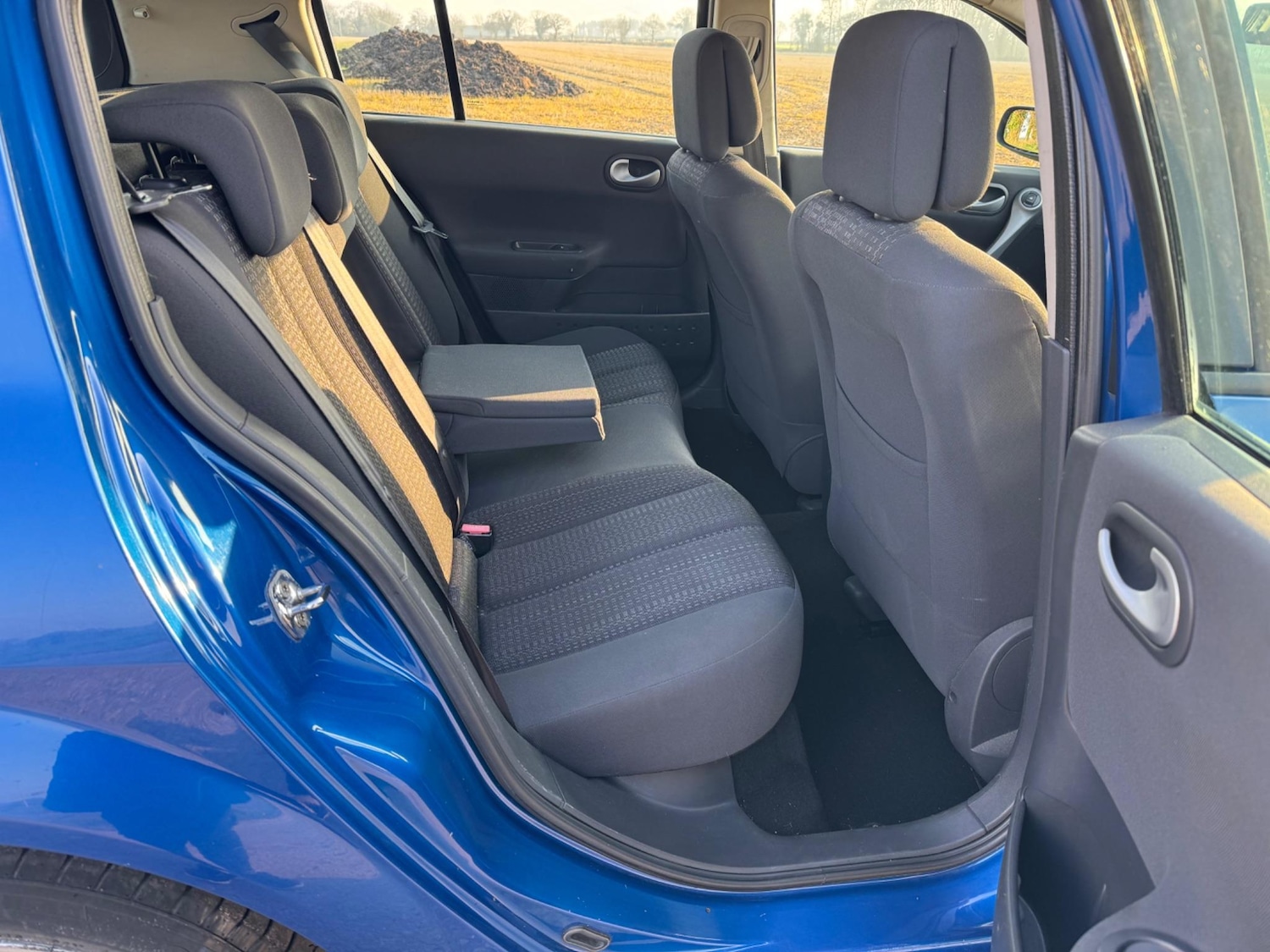 Vehicle 27
