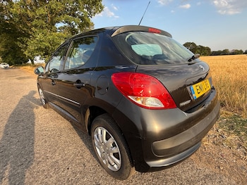 Used Peugeot 207 2011 for sale - 79361786: Photo