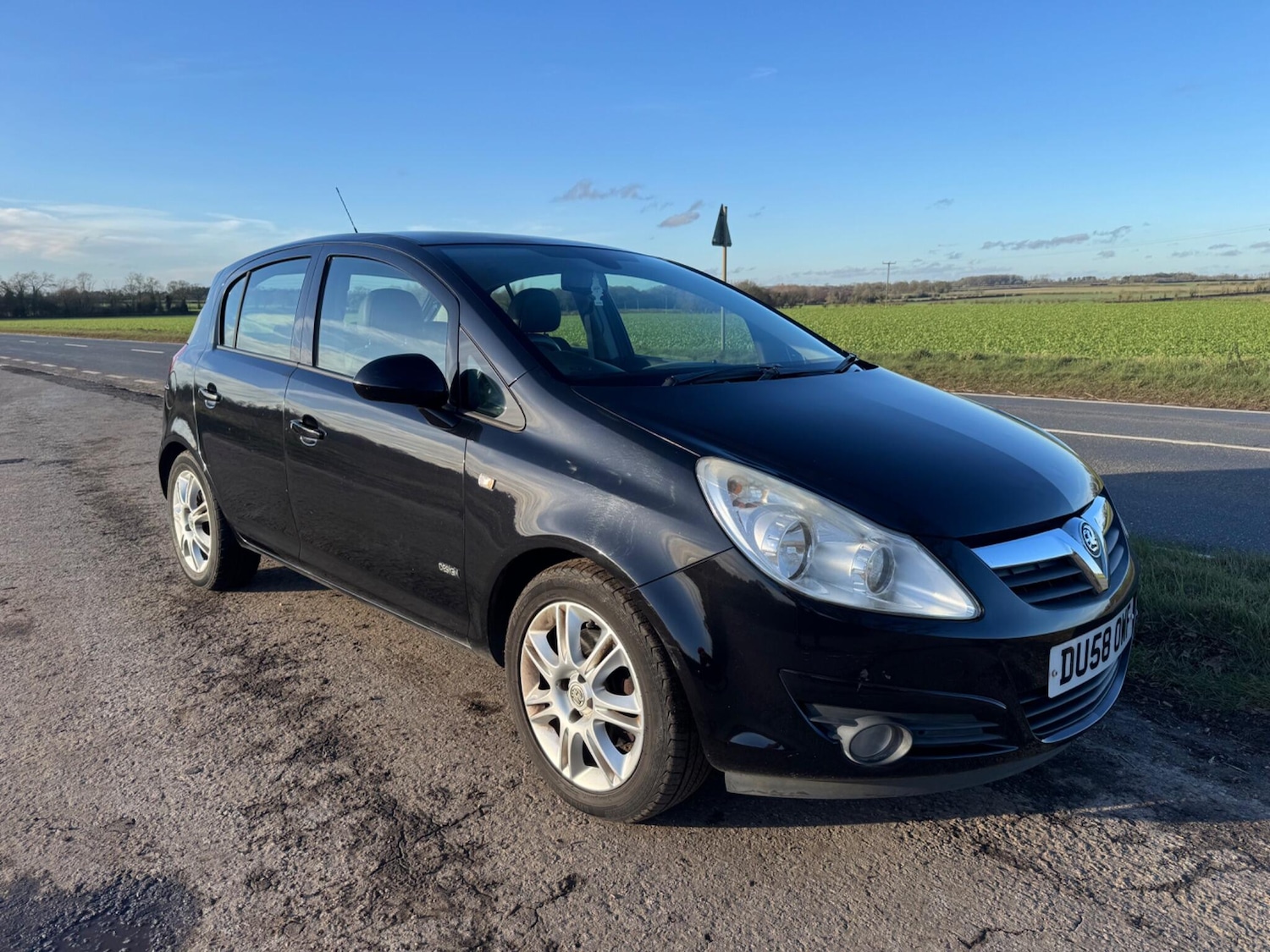 Used Vauxhall Corsa 2008 for sale - 77314759: Photo 3
