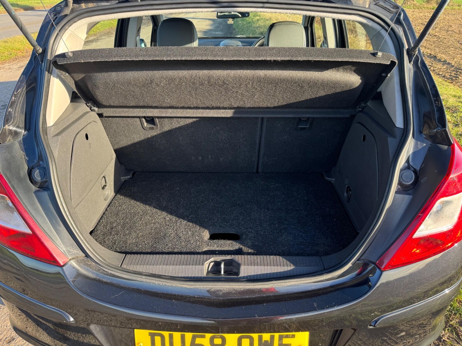 Used Vauxhall Corsa 2008 for sale - 77314759: Photo 44