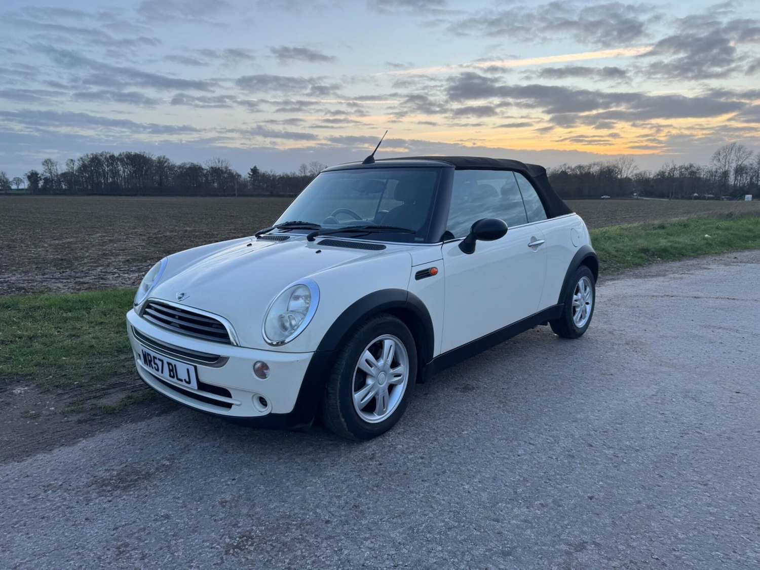 Used MINI Convertible 2007 for sale - 77710304: Photo 11