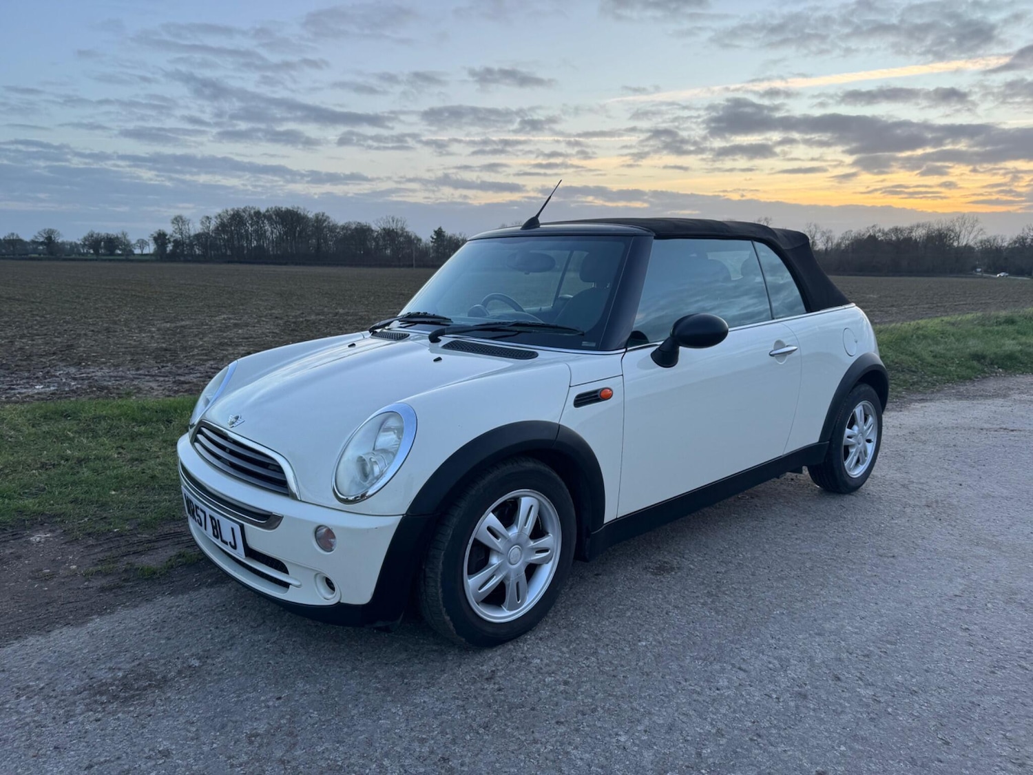 Used MINI Convertible 2007 for sale - 77710304: Photo 12