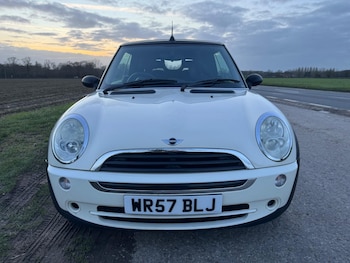 Used MINI Convertible 2007 for sale - 77710304: Photo