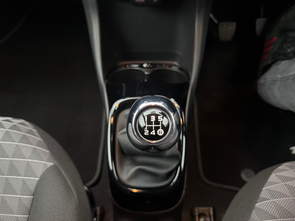 Used Peugeot 108 2021 for sale - 76889045: Photo 24