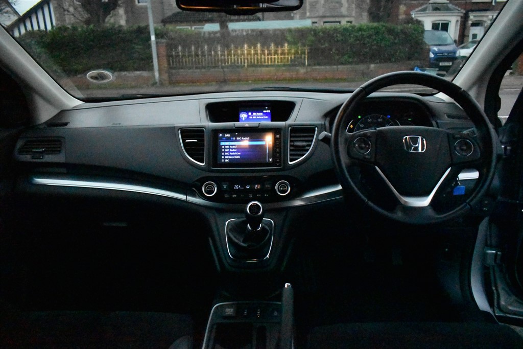 Used Honda CR-V 2015 for sale - 76915335: Photo 2