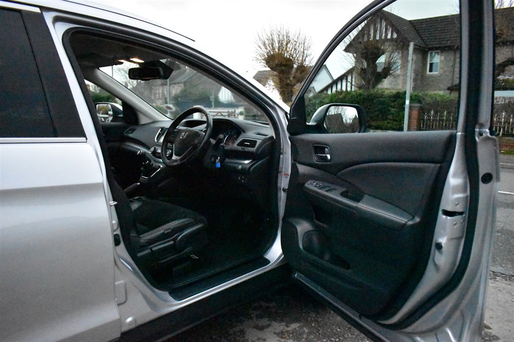 Used Honda CR-V 2015 for sale - 76915335: Photo 51