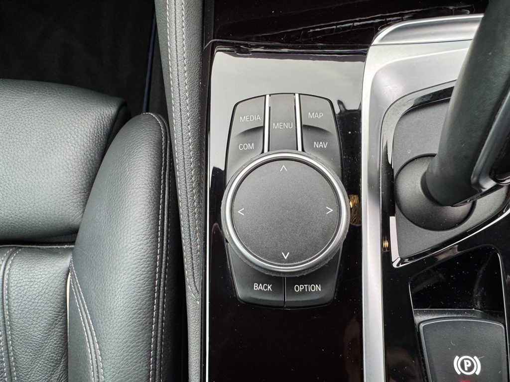 Used BMW 5 Series 2018 for sale - 76709748: Photo 18