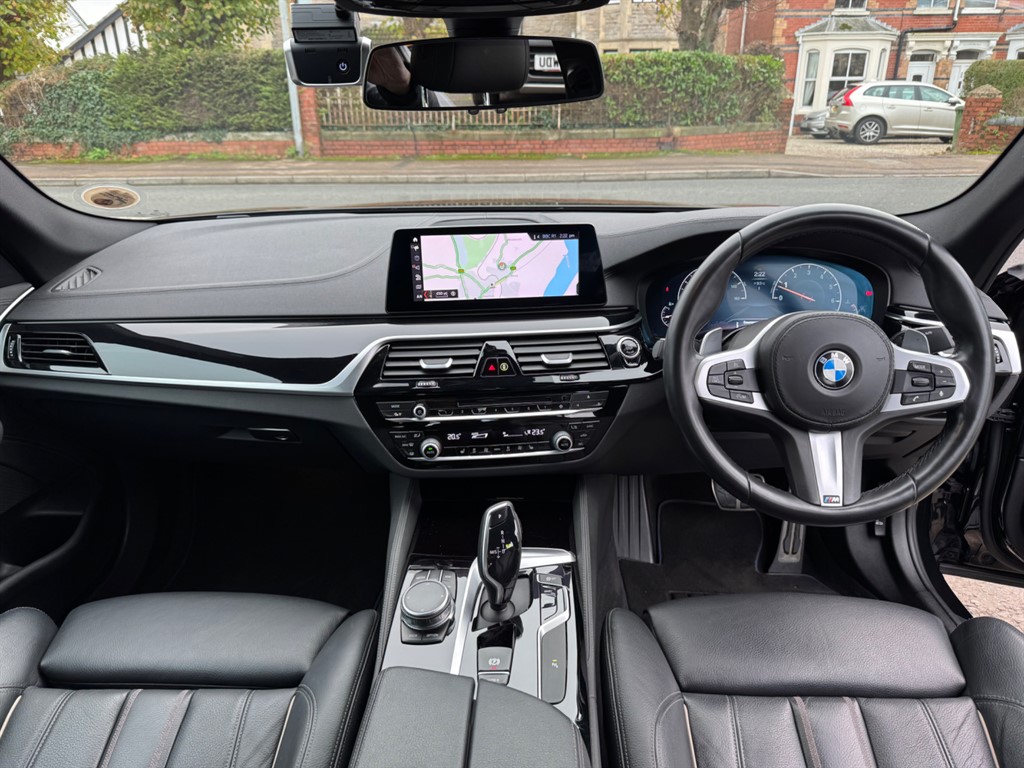 Used BMW 5 Series 2018 for sale - 76709748: Photo 2