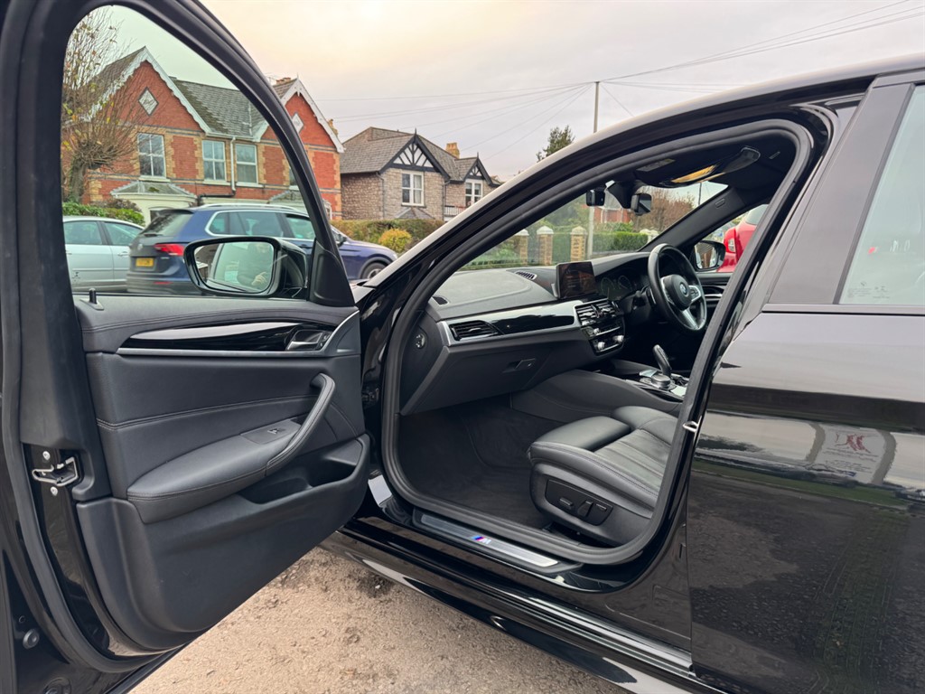 Used BMW 5 Series 2018 for sale - 76709748: Photo 38