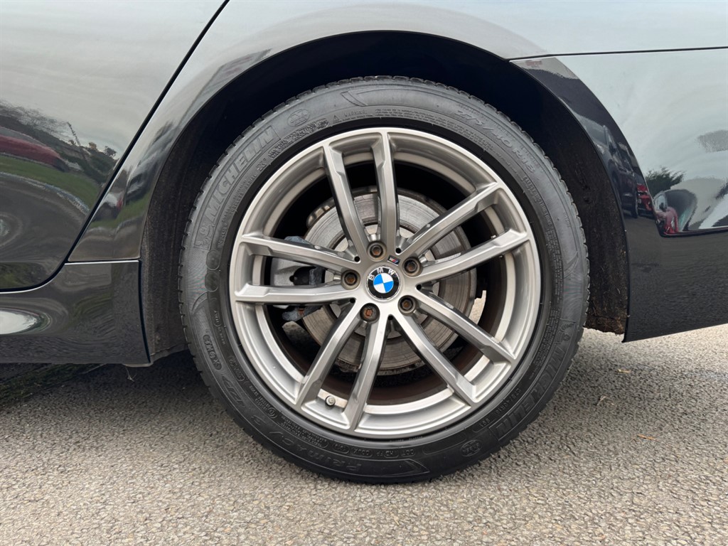 Used BMW 5 Series 2018 for sale - 76709748: Photo 40