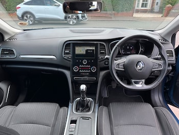 Used Renault Megane 2019 for sale - 79433766: Photo