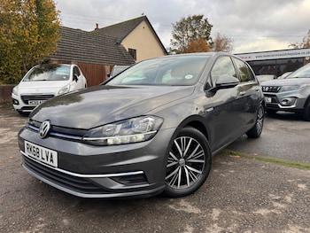 Used Volkswagen Golf 2018 for sale - 76494186: Photo