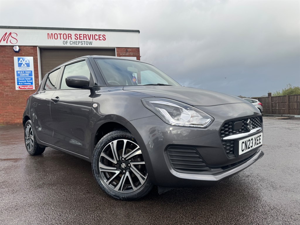 Used Suzuki Swift 2023 for sale - 76818096: Photo 1