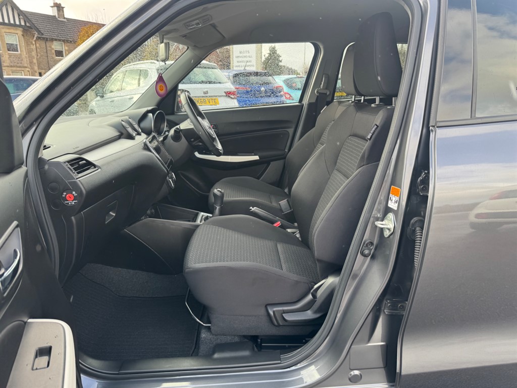 Used Suzuki Swift 2023 for sale - 76818096: Photo 36