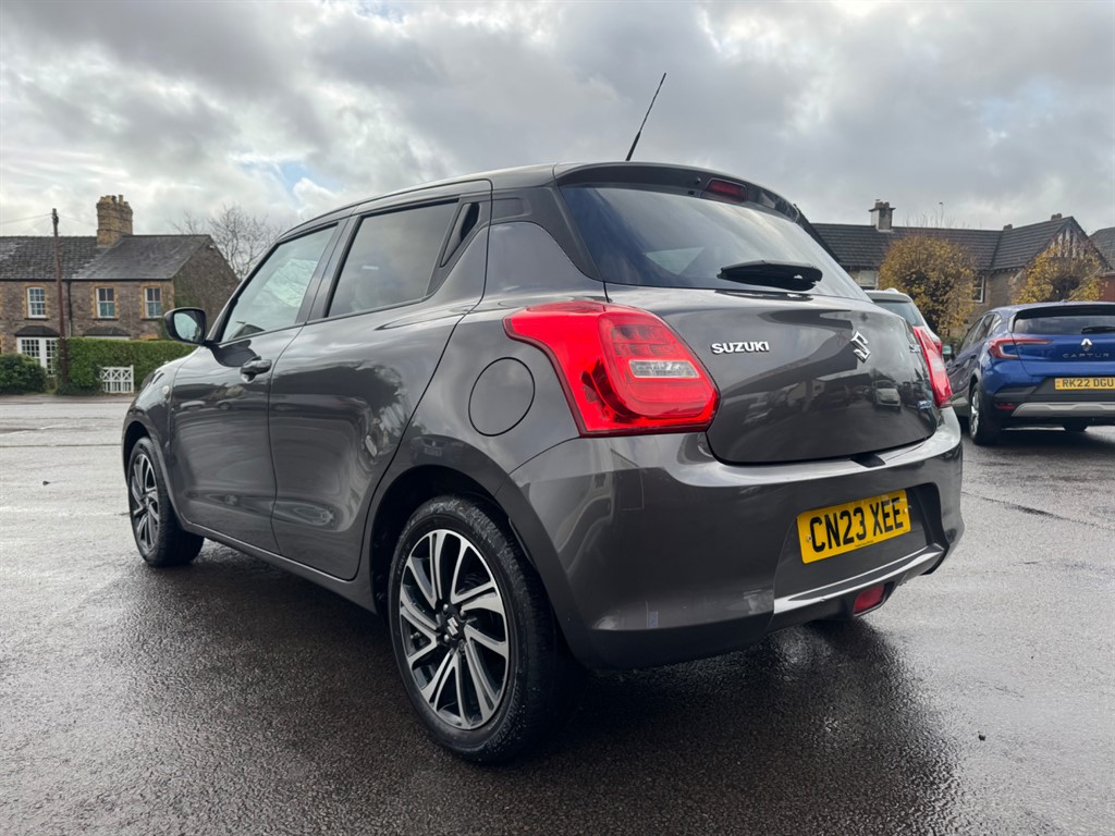 Used Suzuki Swift 2023 for sale - 76818096: Photo 6