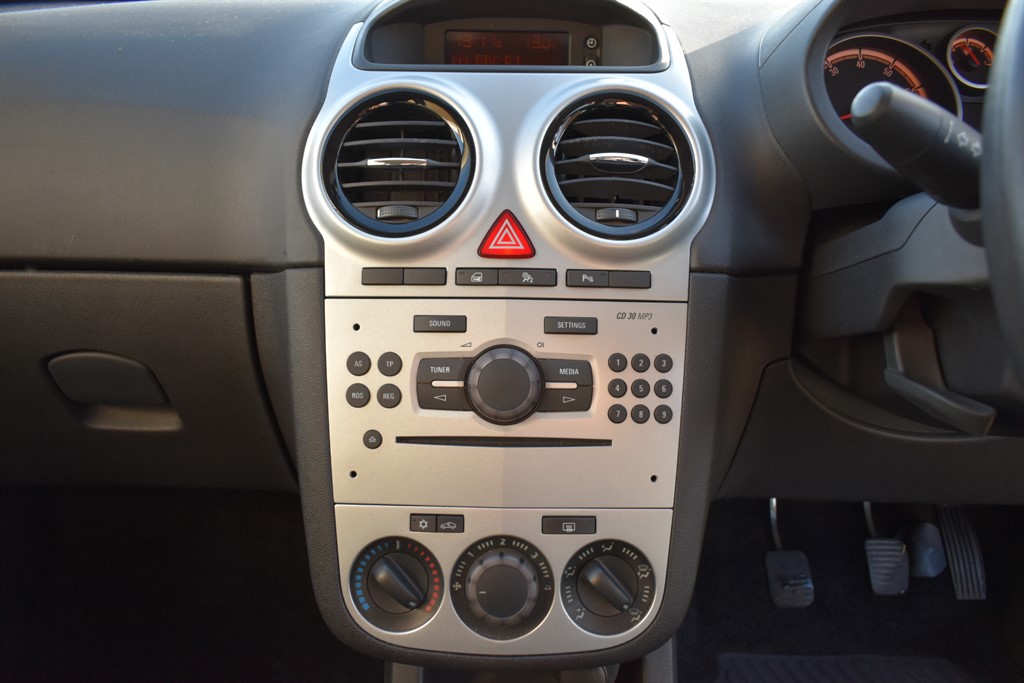 Used Vauxhall Corsa 2012 for sale - 77079297: Photo 15