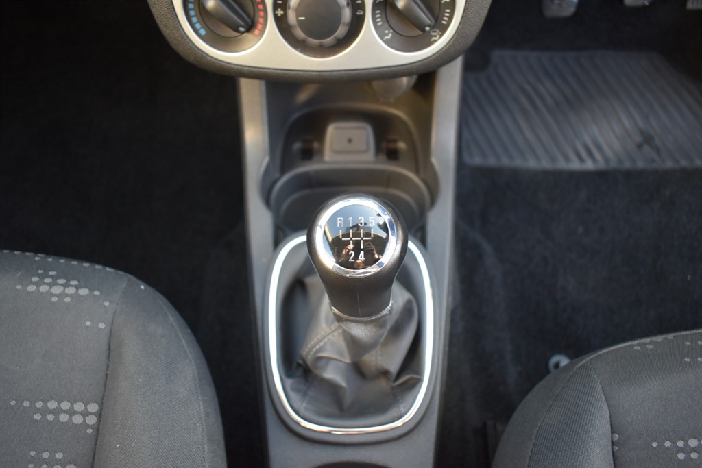 Used Vauxhall Corsa 2012 for sale - 77079297: Photo 16