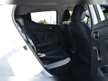 Used Nissan Micra 2017 for sale - 75726736: Photo