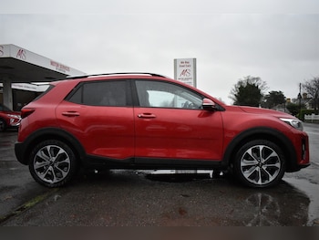 Used Kia Stonic 2019 for sale - 76818082: Photo