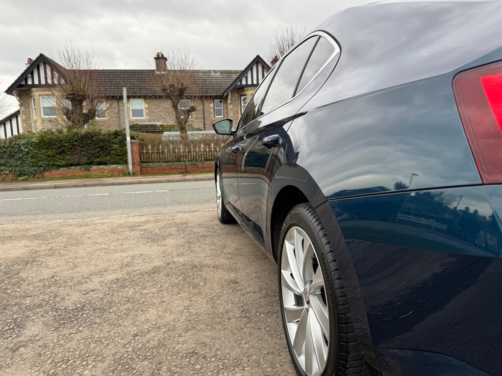 Used Skoda Superb 2017 for sale - 77665336: Photo 25