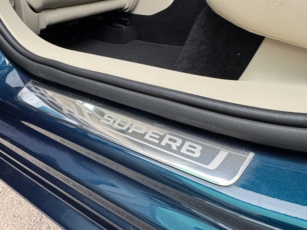 Used Skoda Superb 2017 for sale - 77665336: Photo 33