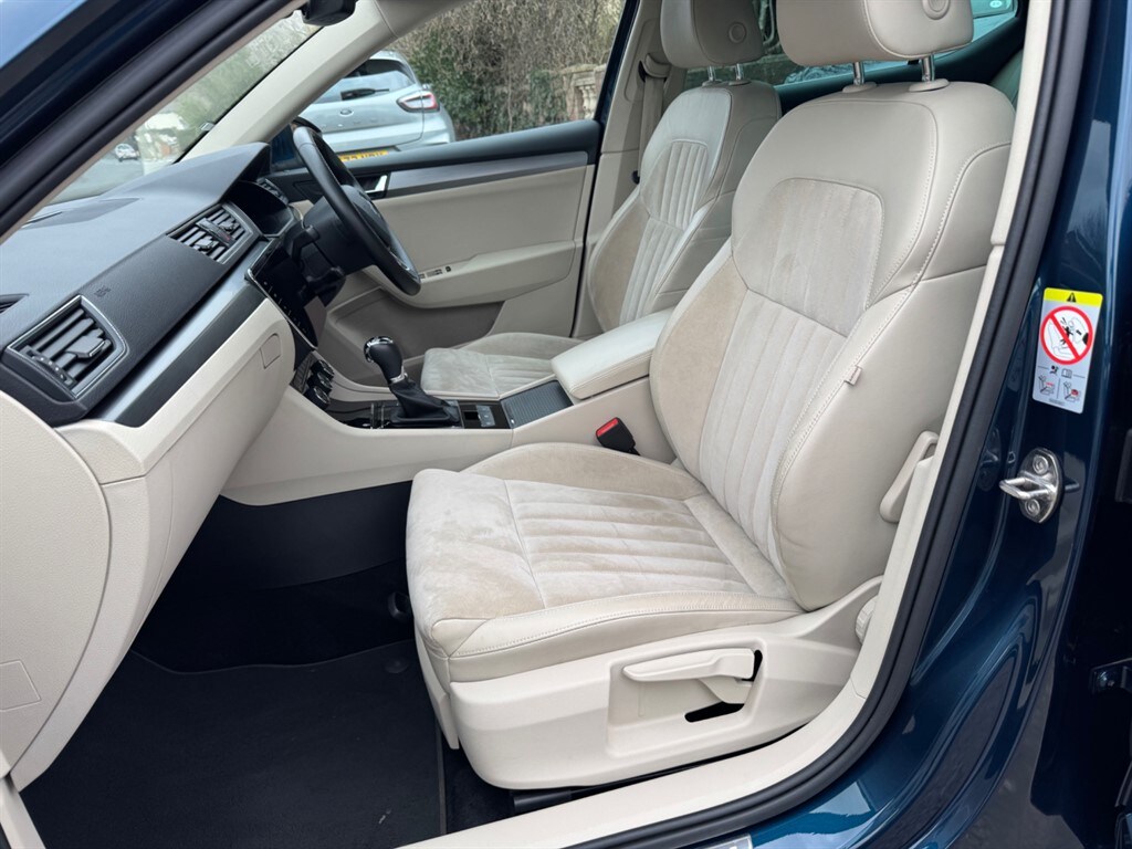 Used Skoda Superb 2017 for sale - 77665336: Photo 35