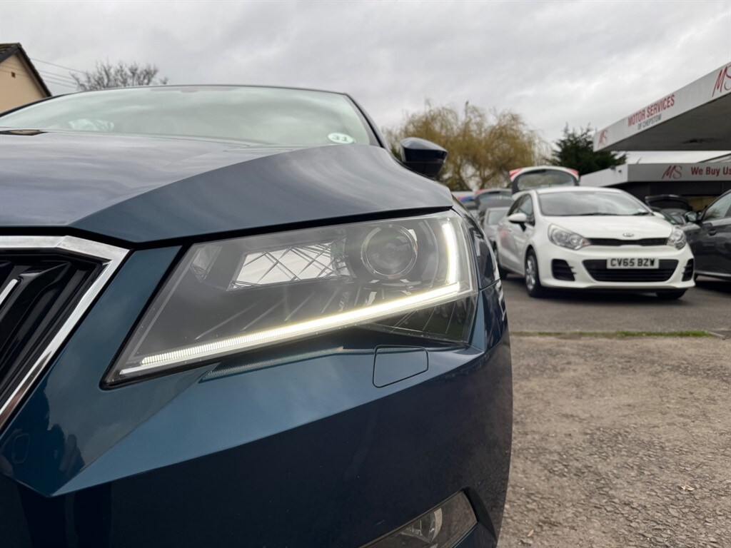 Used Skoda Superb 2017 for sale - 77665336: Photo 38