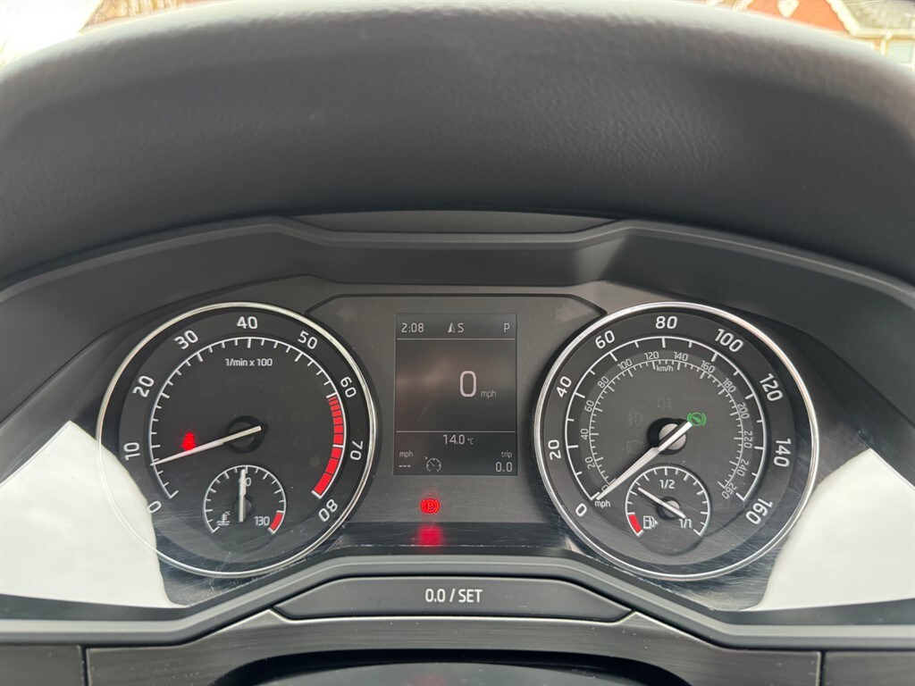 Used Skoda Superb 2017 for sale - 77665336: Photo 43