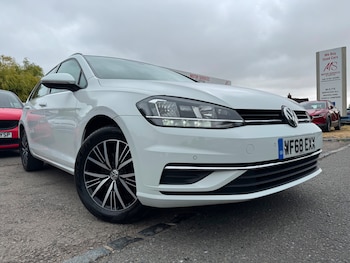 Used Volkswagen Golf 2018 for sale - 79363892: Photo
