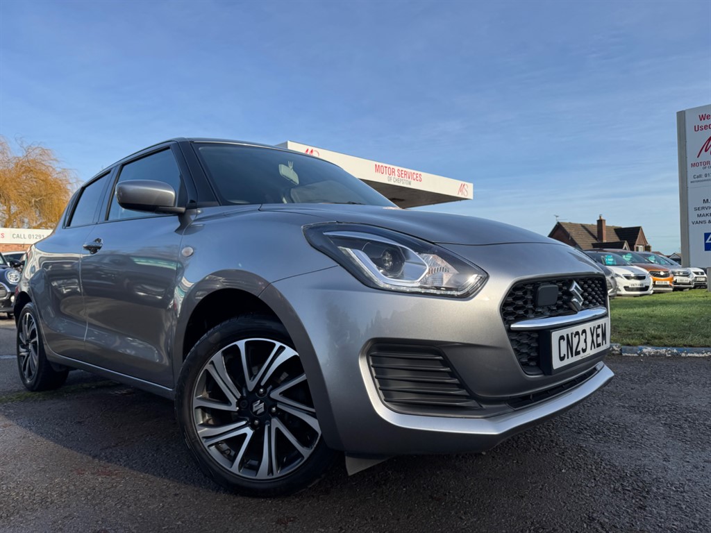 Used Suzuki Swift 2023 for sale - 76933392: Photo 1