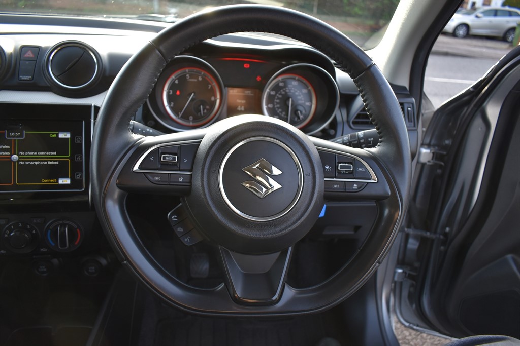 Used Suzuki Swift 2023 for sale - 76933392: Photo 13