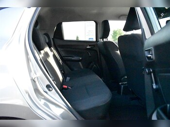 Used Suzuki Swift 2023 for sale - 76933392: Photo