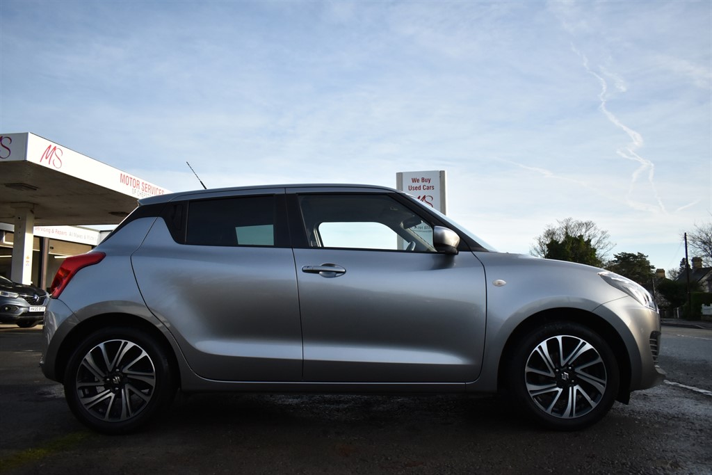 Used Suzuki Swift 2023 for sale - 76933392: Photo 5