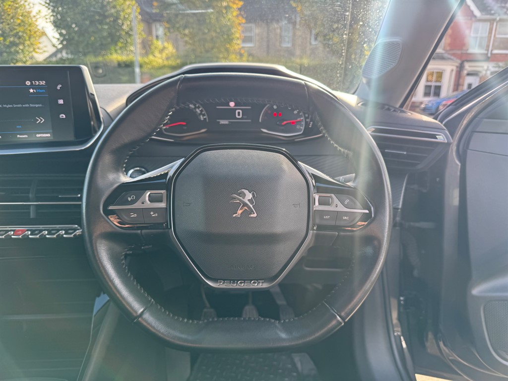 Used Peugeot 208 2020 for sale - 76438260: Photo 14