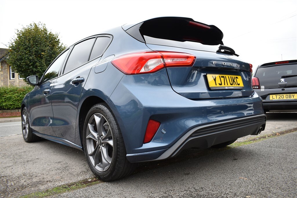 Used Ford Focus 2021 for sale - 76229504: Photo 9