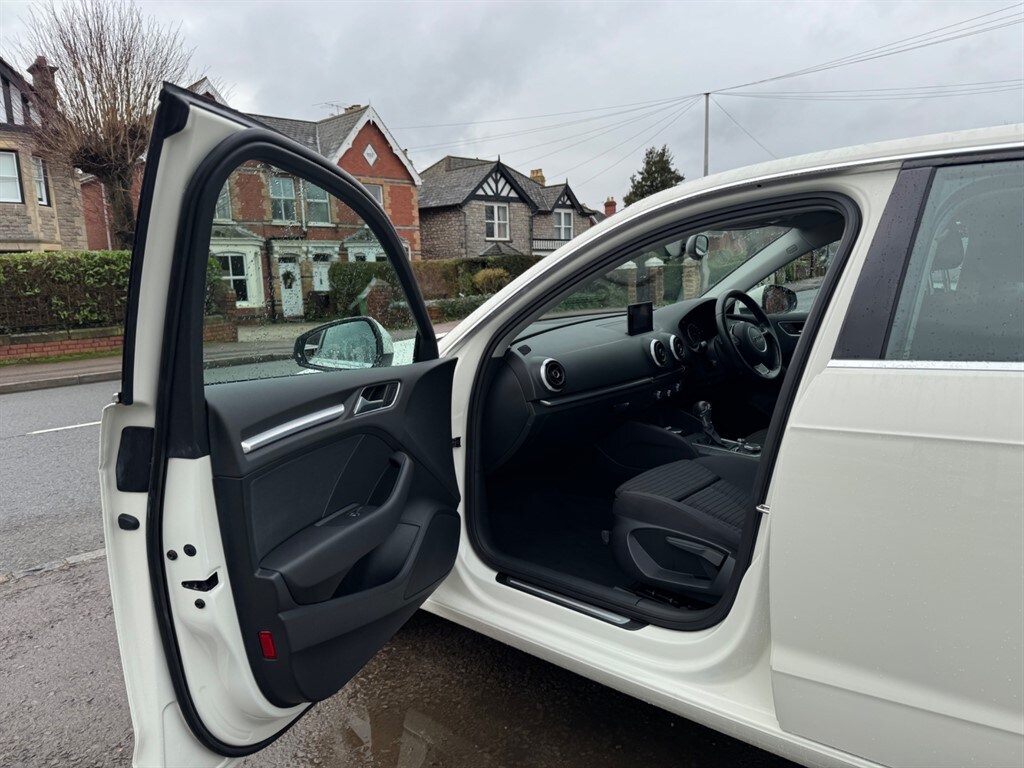 Used Audi A3 2014 for sale - 77235682: Photo 32