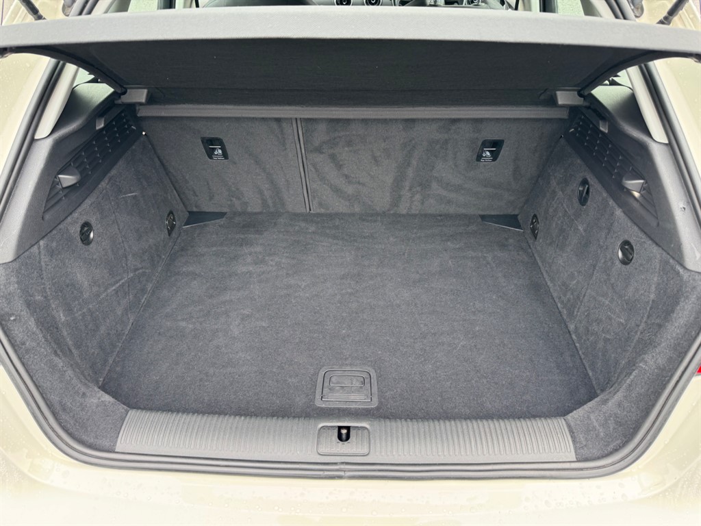 Used Audi A3 2014 for sale - 77235682: Photo 4