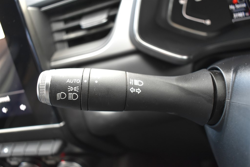 Used Renault Captur 2020 for sale - 76971656: Photo 18