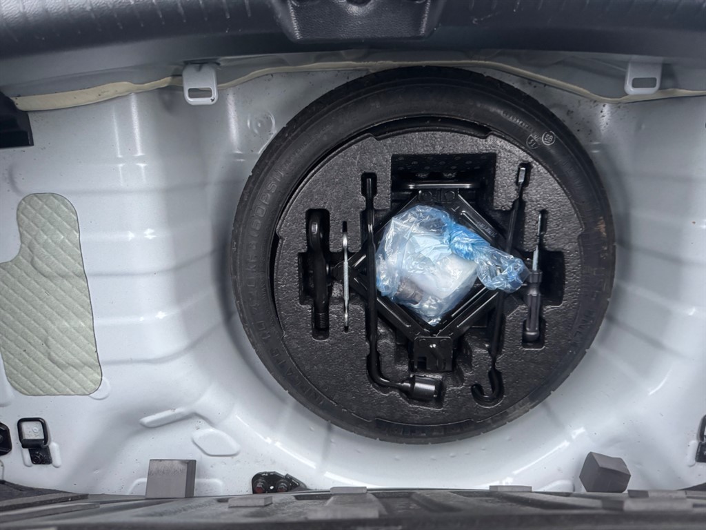 Used Hyundai i10 2017 for sale - 76722489: Photo 11