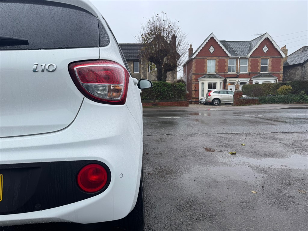 Used Hyundai i10 2017 for sale - 76722489: Photo 29