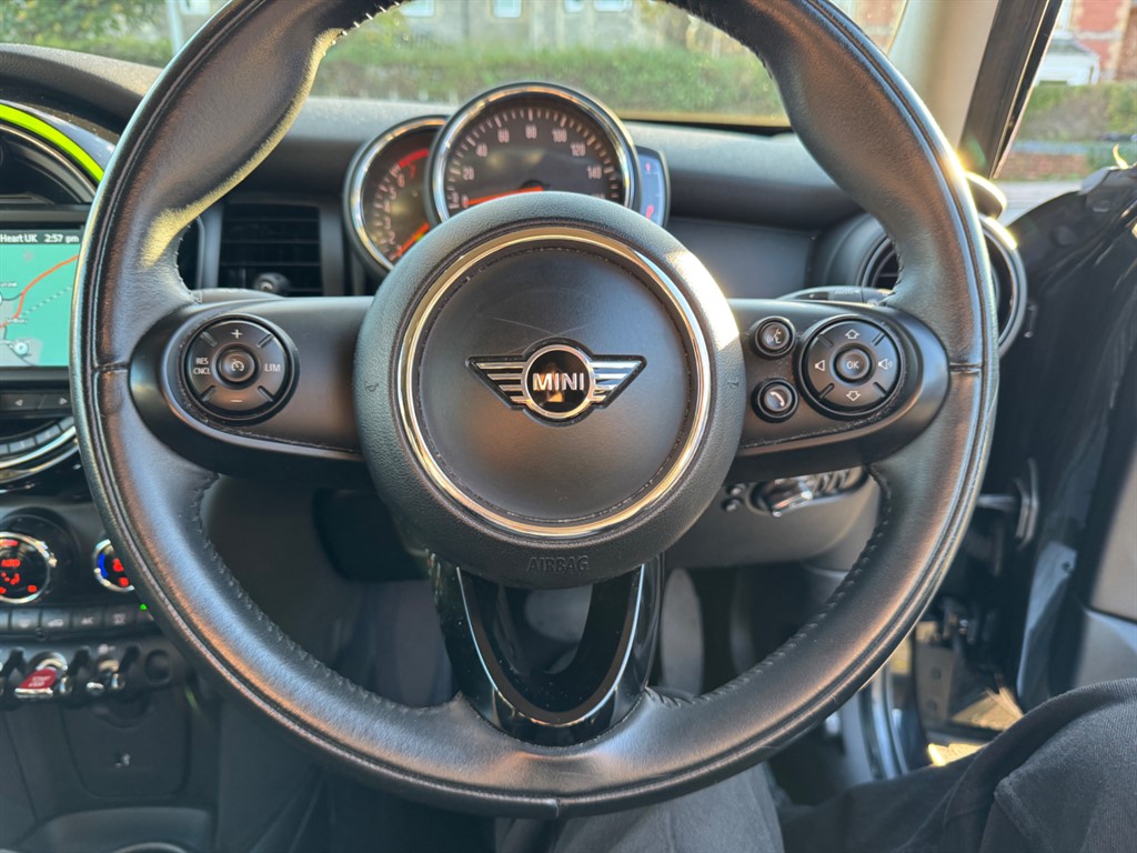 Used MINI Hatch 2019 for sale - 76628481: Photo 16