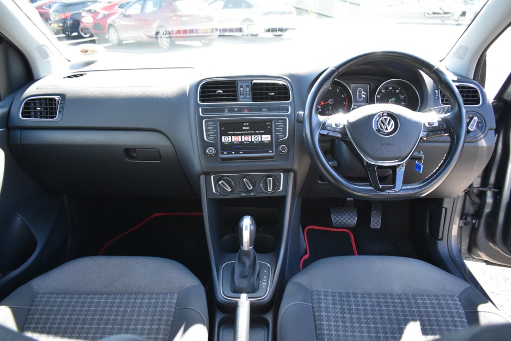 Used Volkswagen Polo 2017 for sale - 78144797: Photo 3
