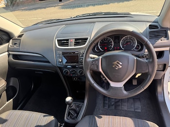 Used Suzuki Swift 2013 for sale - 79504671: Photo