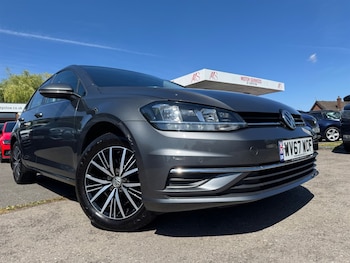 Used Volkswagen Golf 2017 for sale - 79088637: Photo