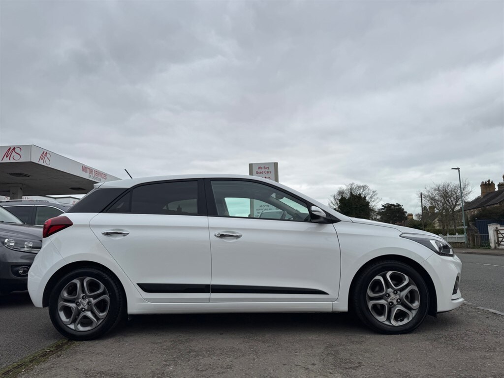 Used Hyundai i20 2019 for sale - 78103398: Photo 8